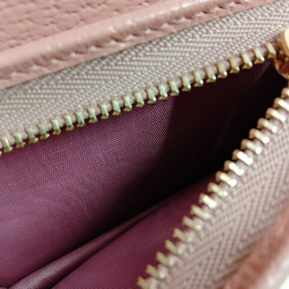 Authentic Gucci Wallet Pink Leather mn422-011226 - Picture 6 of 9